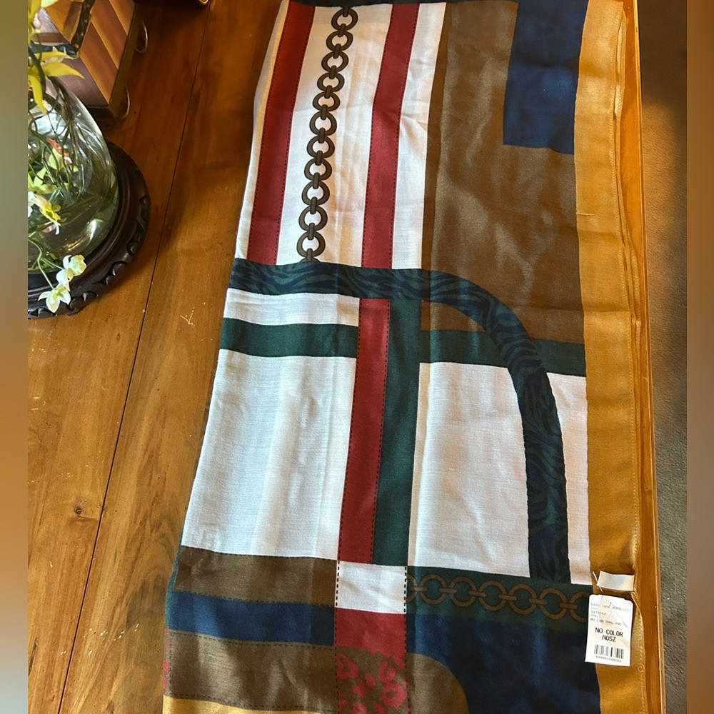 NWT Beautiful Designer Scarf or Wrap